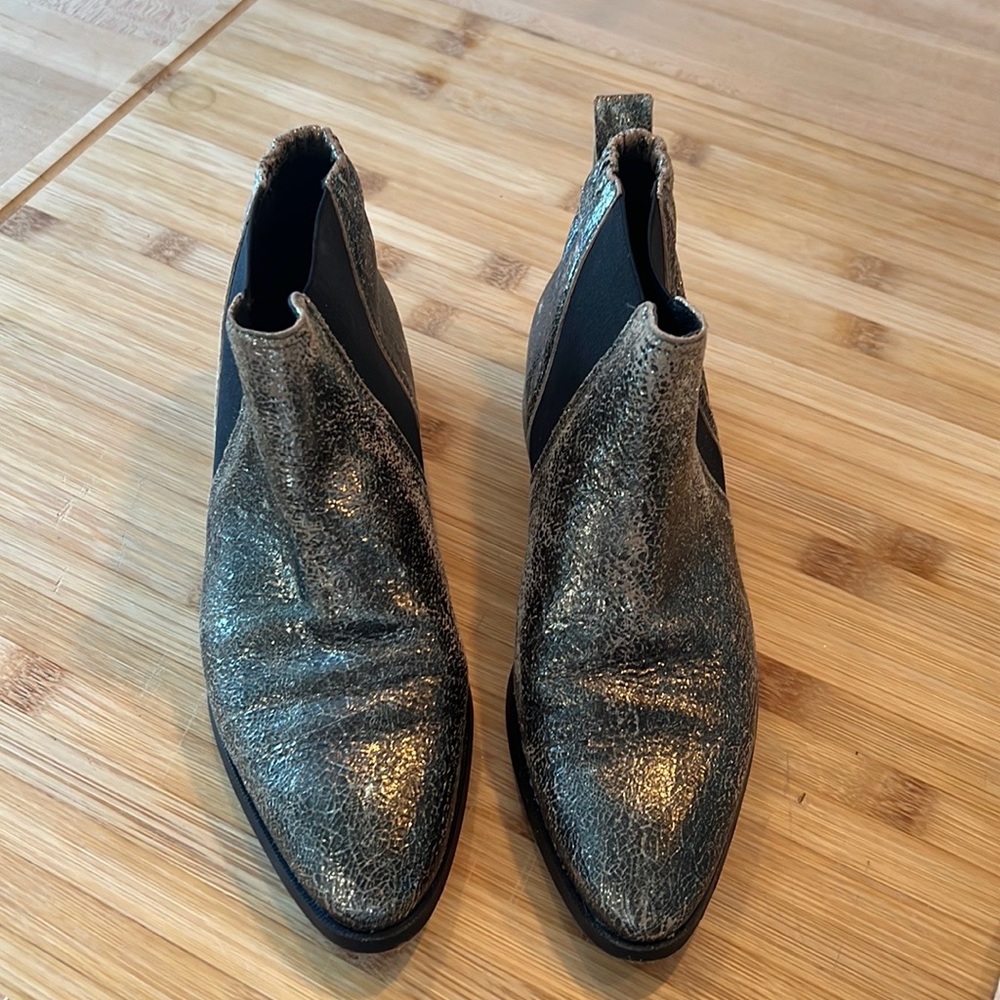Free People Crackle Gold Black Bootie Chelsea Boot 38 (8)